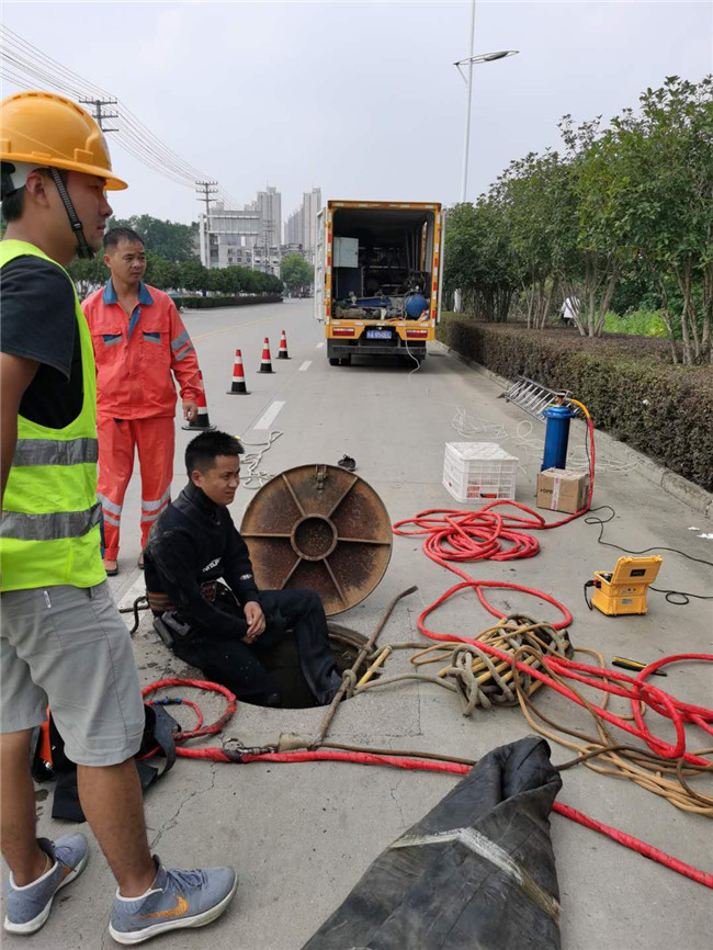 小板镇翻衬法管道修复技术主要工序