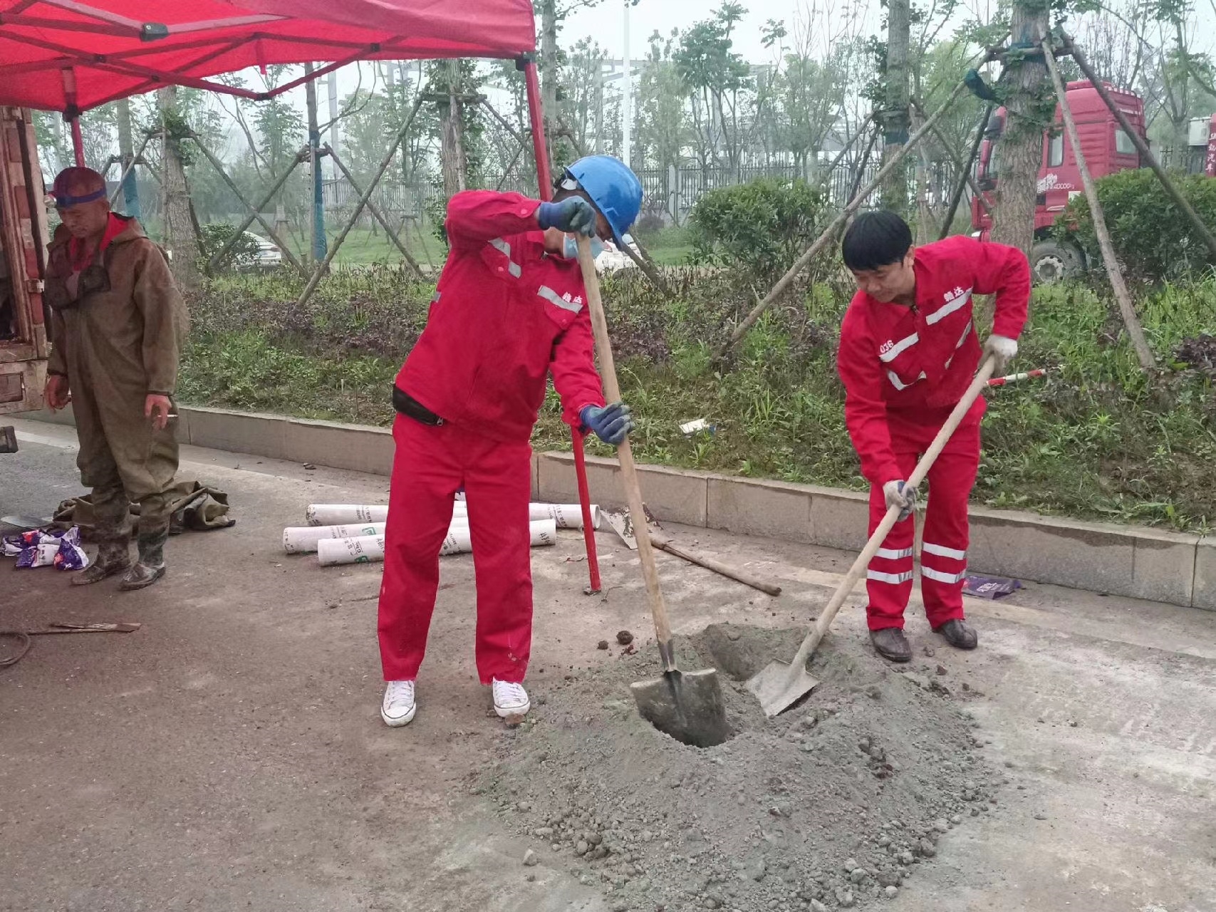 小板镇管道疏通哪家好】及时进行市政管道清淤